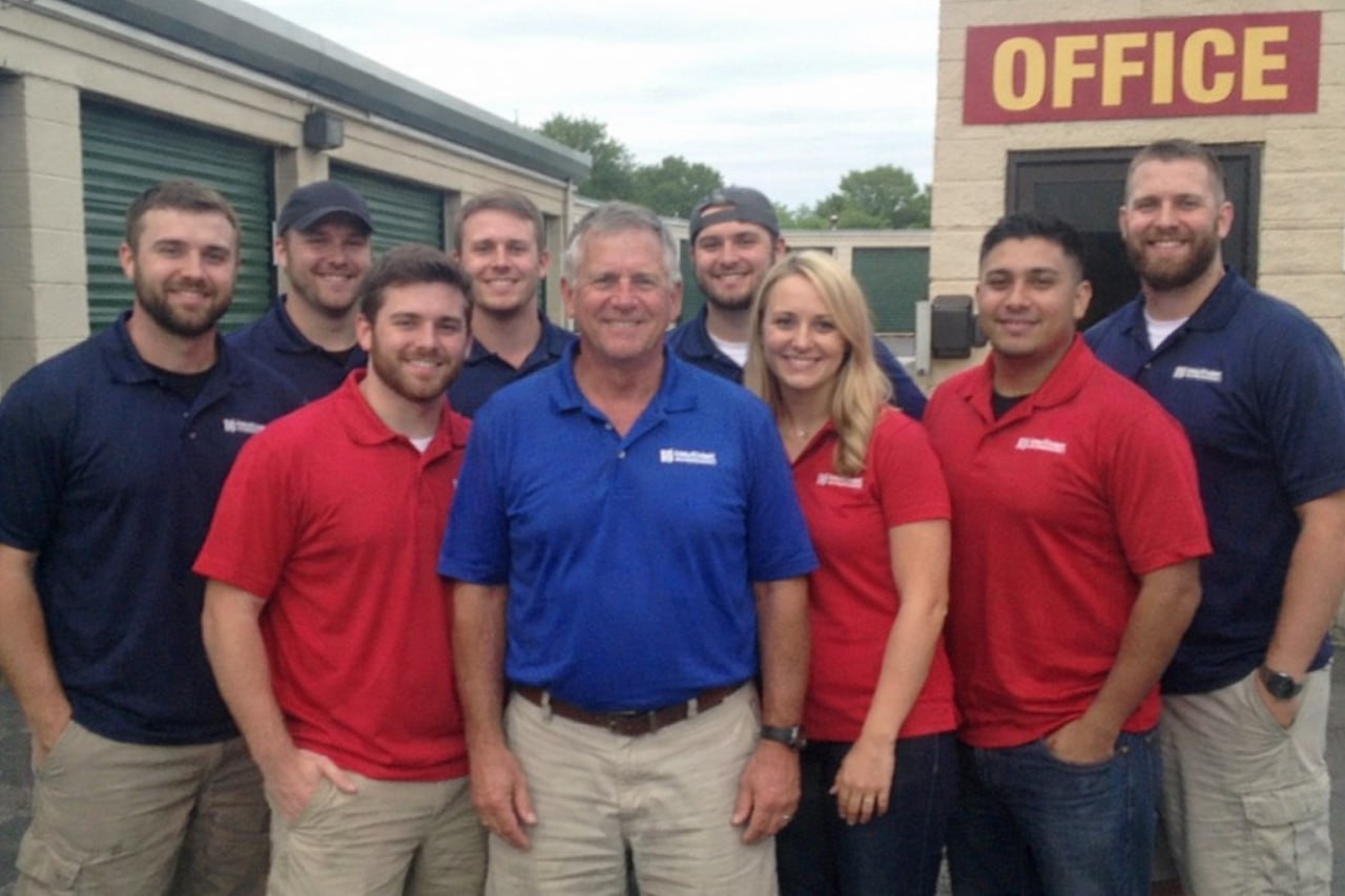 Water damage restoration professionals in Noblesville, IN